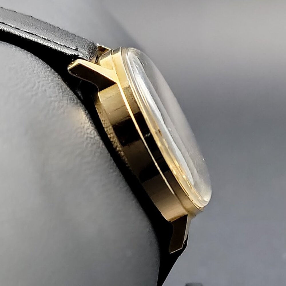 Vintage Timex Marlin Mechanical Gold-Tone Day-Date Watch – Serviced, New Strap, - Picture 4 of 6